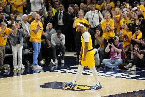 名记:特纳4年1.07亿很合理 若字母走了雄鹿还能把他卖给湖勇等队