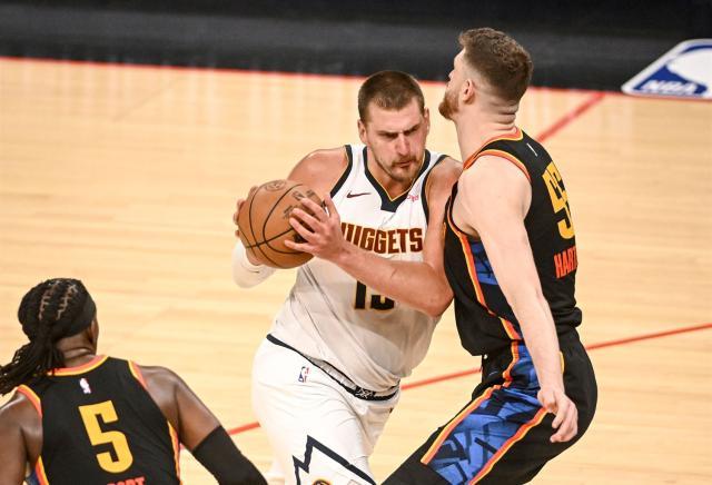 鲸鱼直播-上古神兽！约基奇轰42+22造逆转，克六：当世第一人