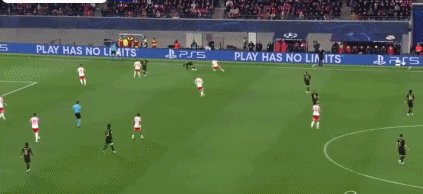 1707867100113003350.gif 2.gif