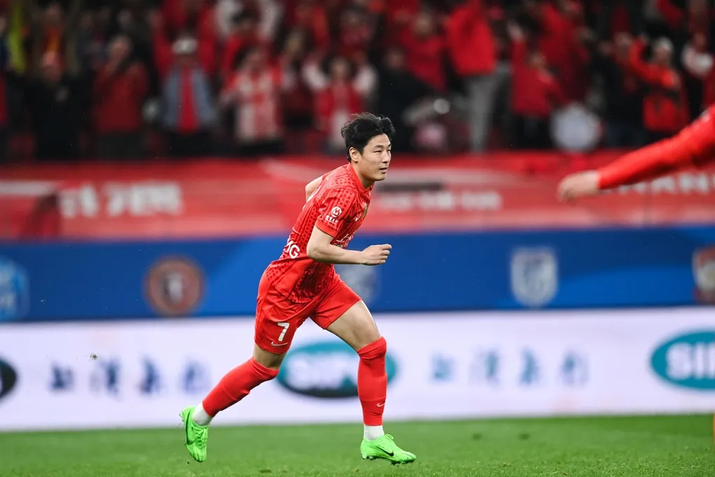 武磊：上一次进球还是300多天前，感谢你们的相信和等待